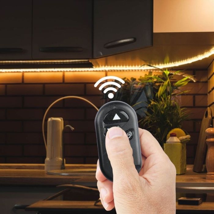 V-TAC VT-2402 Dimmer for led Strip single color with temote control - SKU 3300
