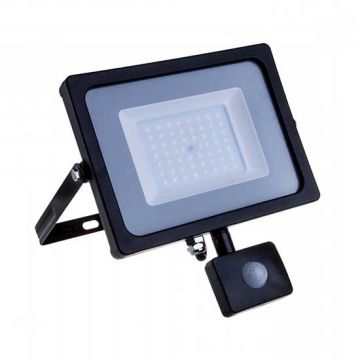 V-TAC PRO VT-30-S faro led 30W ultra slim nero con sensore PIR bianco freddo 6400K IP65 - SKU 462